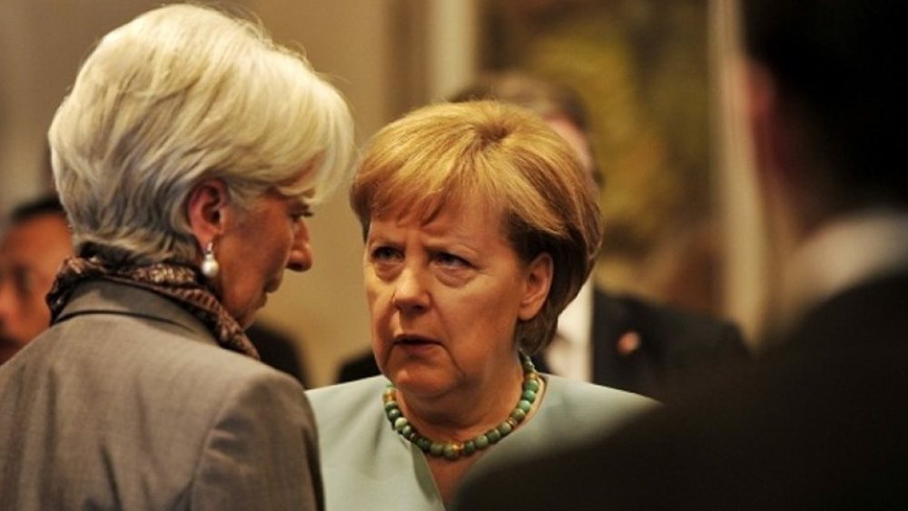 Συνάντηση Μέρκελ-Λαγκάρντ και για το ελληνικό χρέος υπό τη σκιά Τραμπ