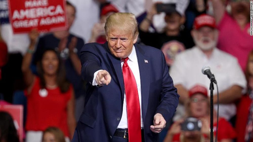 ΗΠΑ: Αυξάνονται τα κρούσματα κορονοϊού και πέφτει η δημοτικότητα του Τραμπ