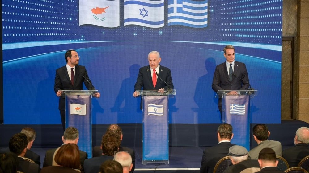 Μήνυμα Νετανιάχου από τη συνάντηση με Μητσοτάκη - Χριστοδουλίδη: "Σε αυτούς που φαντάζονται ότι μπορούν να ξαναχτίσουν αυτοκρατορίες τους λέω ξεχάστε το"