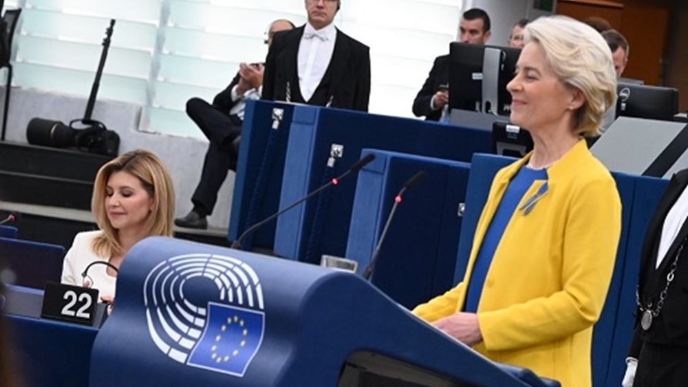 Φον ντερ Λάιεν: Πλαφόν στα υπερκέρδη παραγωγών ενέργειας