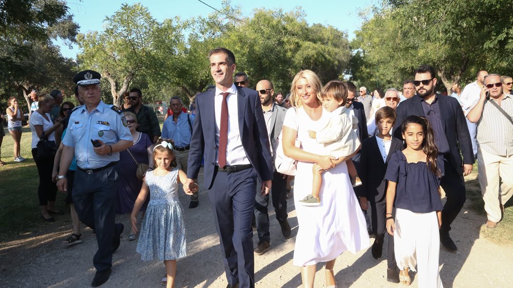 Στην ακαδημία Πλάτωνος ορκίστηκε δήμαρχος ο Κώστας Μπακογιάννης