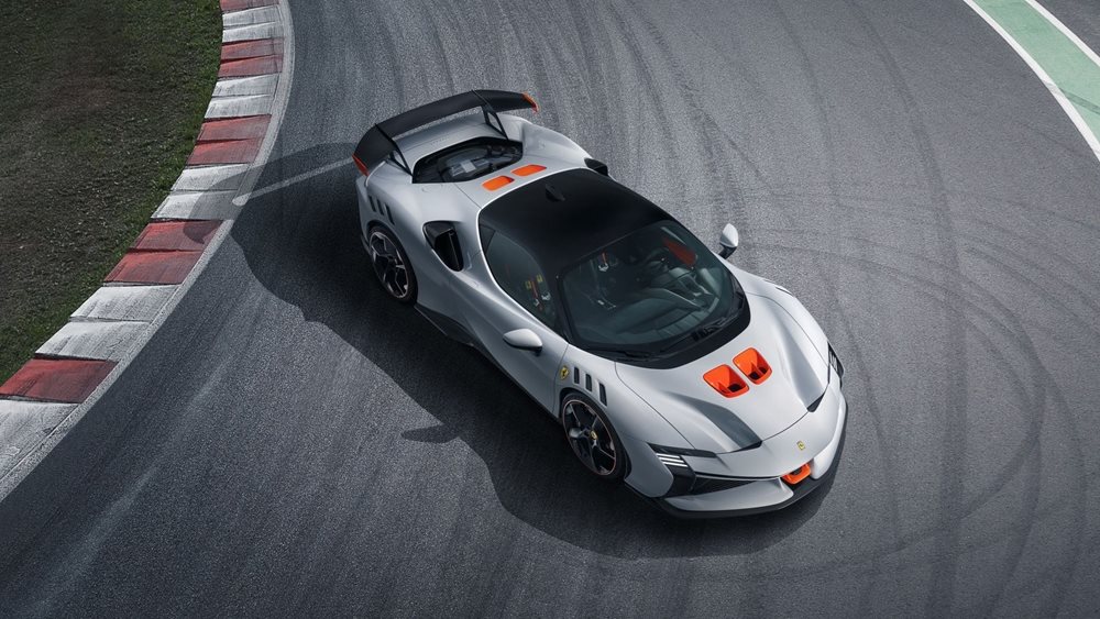 Πώς η Ferrari διατηρεί την αξία μεταπώλησης στα plug-in μοντέλα της
