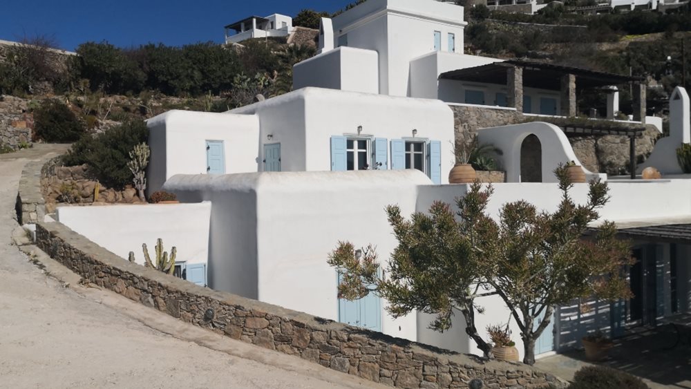 Έδραση - Ψαλλίδας: Αντιμέτωποι με το "σφυρί" οι ιδιοκτήτες της κατασκευαστικής εταιρείας