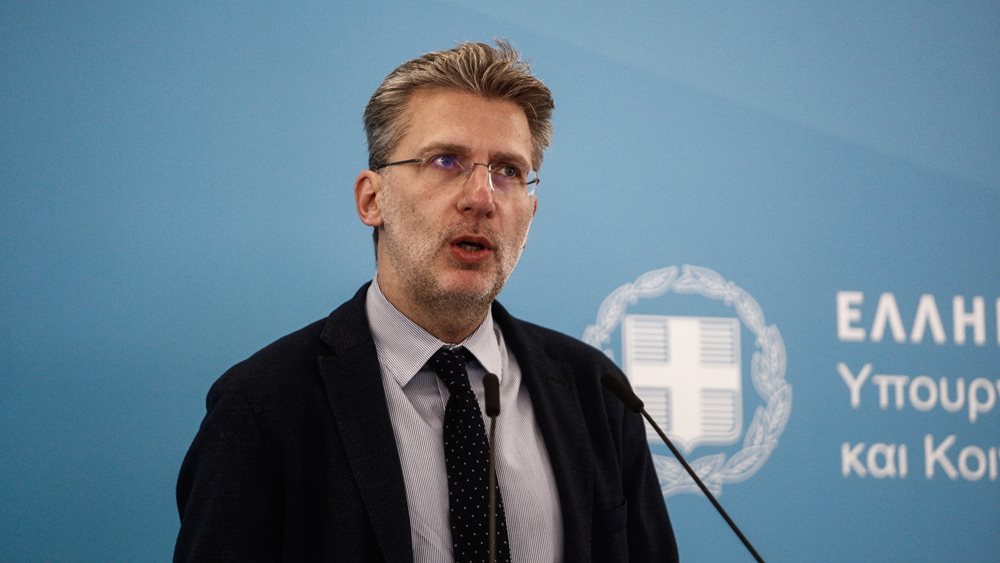 Νέος κυβερνητικός εκπρόσωπος ο Άκης Σκέρτσος ως τις εκλογές