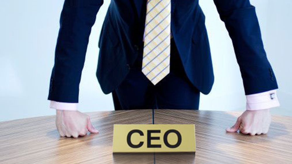 EY: Οι CEOs προετοιμάζονται για την τέλεια καταιγίδα καθώς αναθεωρούν τα επενδυτικά τους σχέδια
