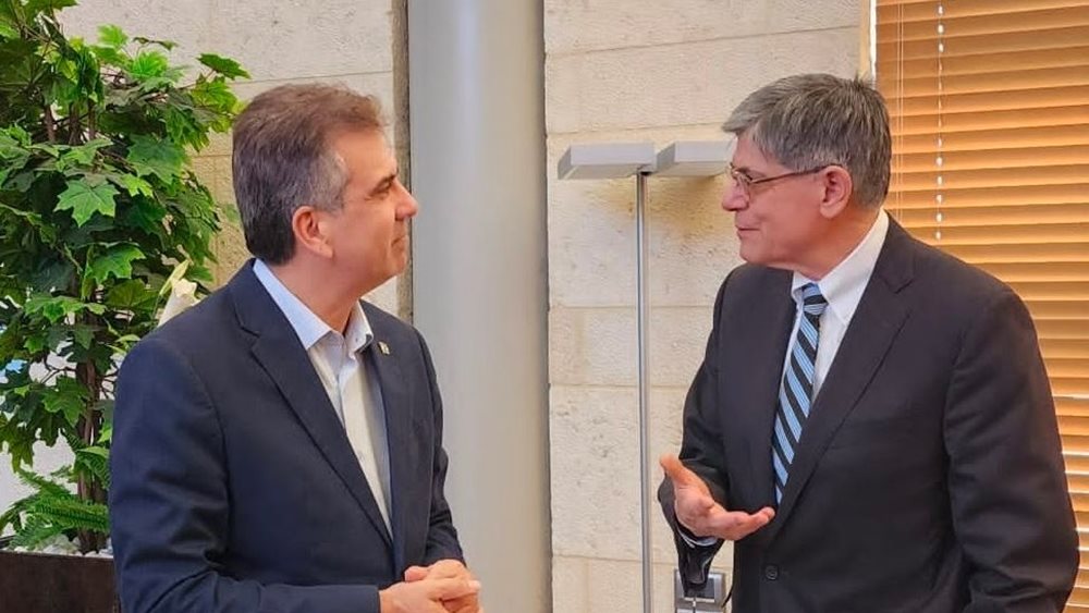 Ισραήλ: Ο υπ. Εξωτερικών Ελί Κοέν υποδέχεται στην Ιερουσαλήμ τον νέο πρέσβη των ΗΠΑ Τζακ Λιού