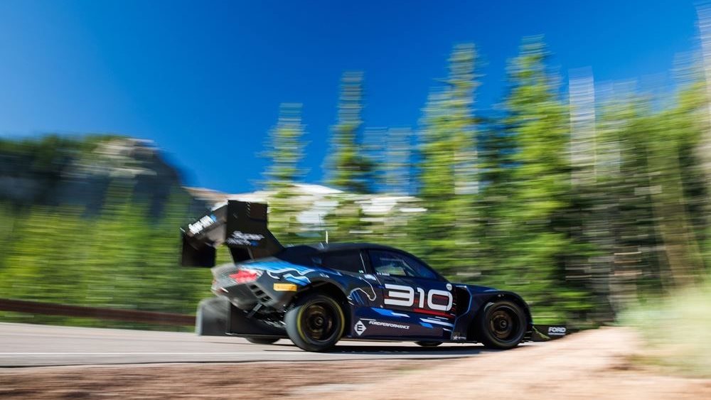 Το Ford Super Mustang έχασε στο Pikes Peak αλλά κέρδισε την κατηγορία του