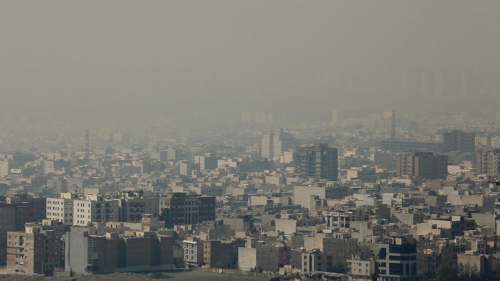 Τα εμπορικά κέντρα στην Τεχεράνη θα κλείνουν δύο ώρες νωρίτερα λόγω έλλειψης καυσίμων