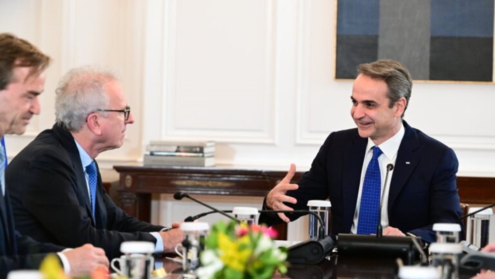 Συνάντηση Κ. Μητσοτάκη με τον επικεφαλής του ESM Π. Γκραμένια - Στο επίκεντρο οι γεωπολιτικές προκλήσεις