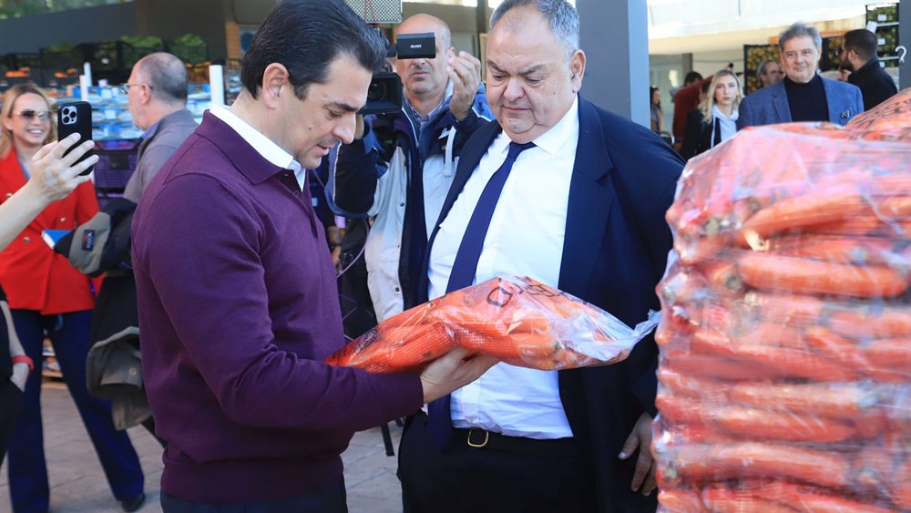 Κ. Σκρέκας: Τα Χριστούγεννα είναι περίοδος αλληλεγγύης και ανθρωπιάς