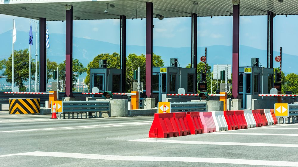 Με έναν μόνο πομποδέκτη από σήμερα η διέλευση από τις εθνικές οδούς