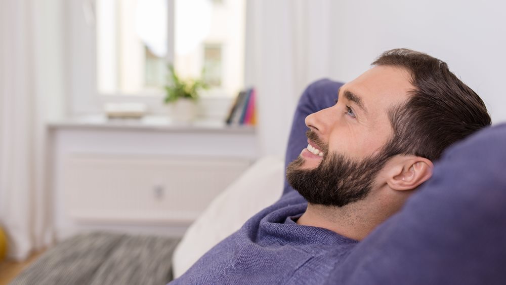 Βουλγαρία: "Ακούστε Τη Φωνή" μου καλούν διασημότητες τους επισκέπτες μιας έκθεσης με θέμα τη συναισθηματική υγεία των ανδρών