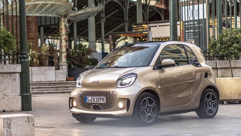 Τέλος για το Smart ForTwo - αναζητείται στρατηγικός επενδυτής για τον αντικαταστάτη του