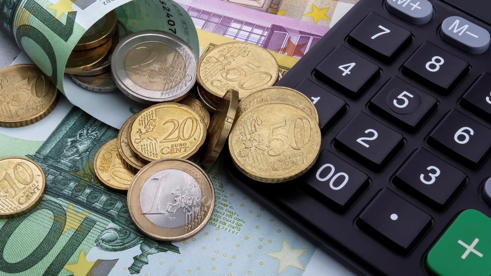 Σχέδιο νέας μείωσης εργοδοτικών εισφορών στο 4,5%