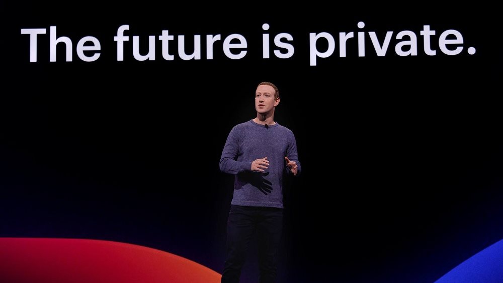 Το Facebook έβαλε “βαθιά το χέρι στην τσέπη” για να προστατεύσει τον Ζούκερμπεργκ