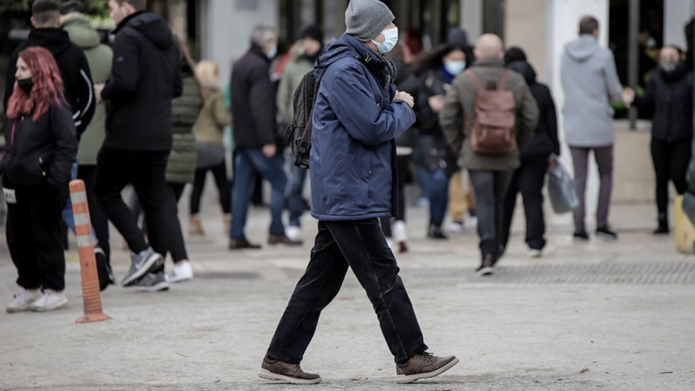 Πότε αναμένεται αποκλιμάκωση στον αριθμό κρουσμάτων και θανάτων