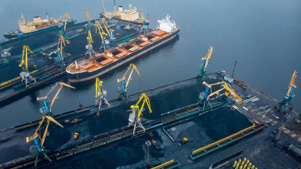 Russian coal exports stopped due to European sanctions