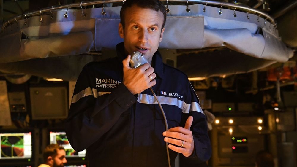 Πώς η συμφωνία με την Ελλάδα γίνεται πρότυπο για τη διεθνή στρατηγική της Γαλλίας του Μακρόν