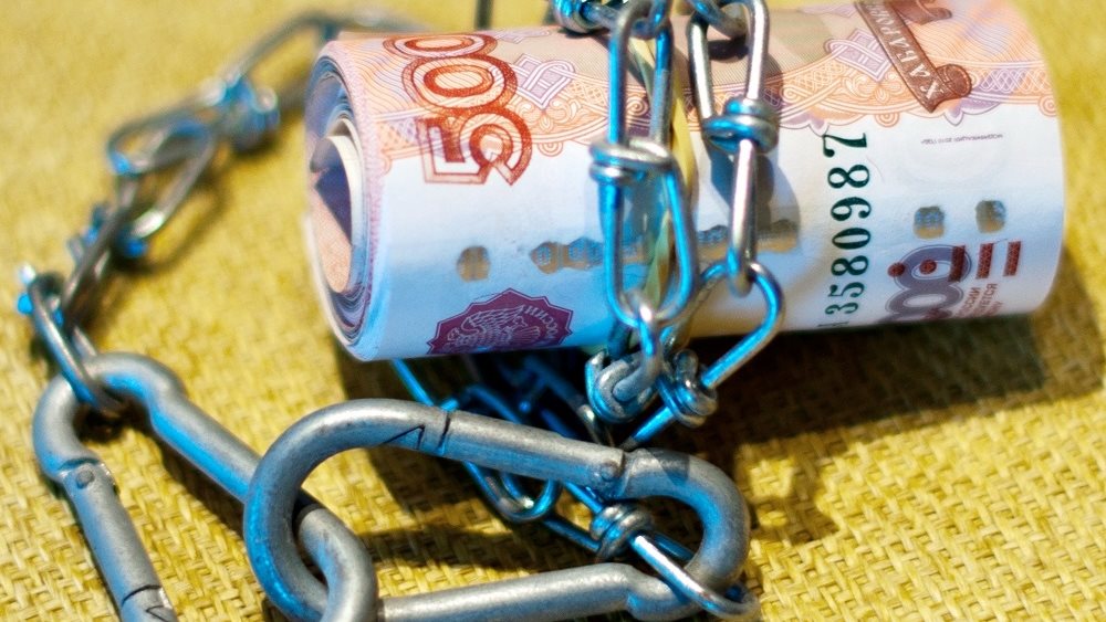 Ευρωπαίοι αξιωματούχοι: Απίθανη η κατάσχεση περιουσιακών στοιχείων της κεντρικής τράπεζας της Ρωσίας