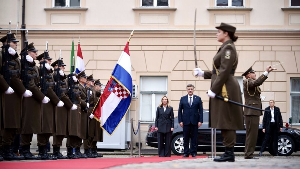 Μελόνι: Επιστροφή στο παλιό Σύμφωνο Σταθερότητας της ΕΕ θα ήταν &quot;μοιραία&quot; για την Ιταλία