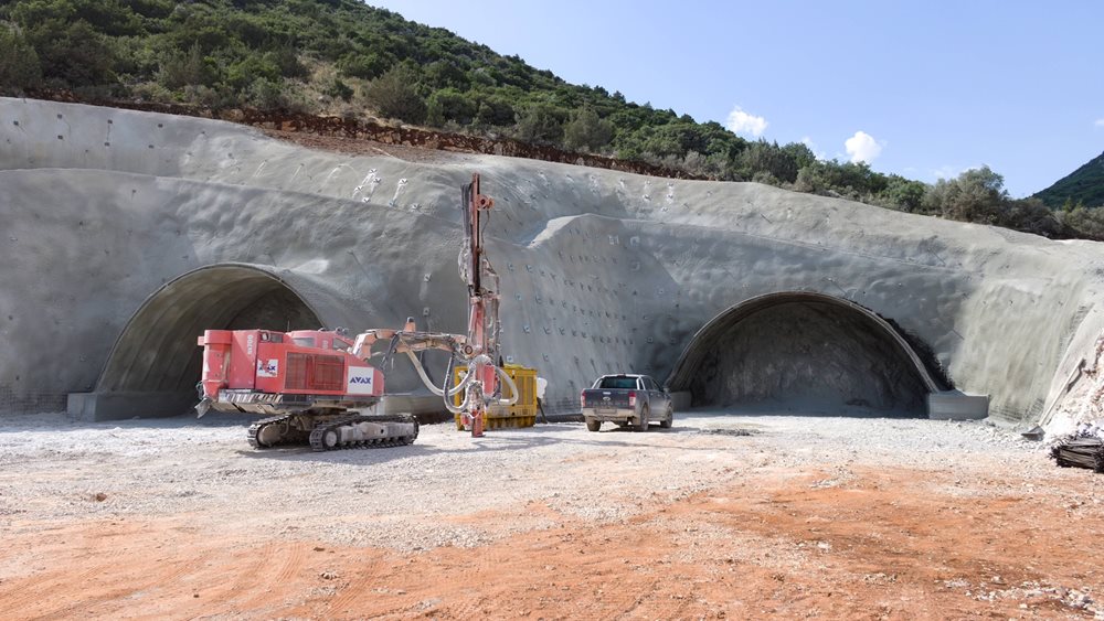 Μπράλος - Άμφισσα: Παίρνει μορφή ο νέος δρόμος των δύο σηράγγων και των έξι γεφυρών