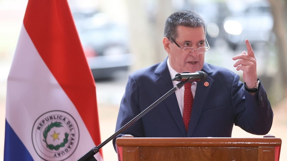 Άρση των κυρώσεων των ΗΠΑ στον πρώην πρόεδρο της Παραγουάης Κάρτες