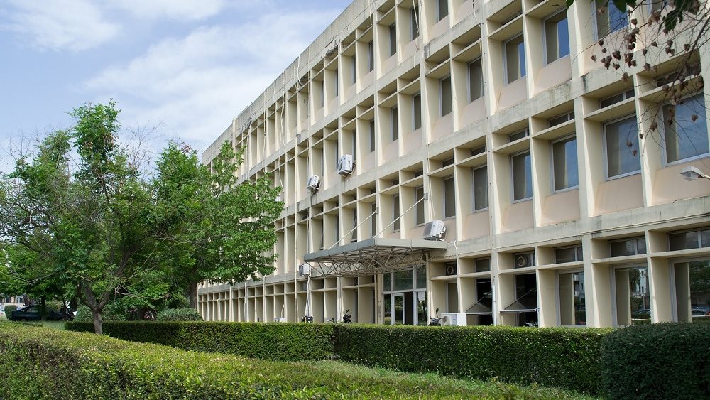 Κατεπείγουσα έρευνα, με εντολή Πλεύρη, για τον θανάτο 49χρονου μετά την επίσκεψη στο νοσοκομείο «Άγιος Ανδρέας»