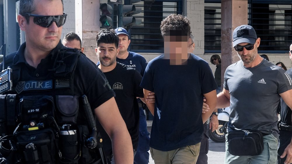 Φωτιά στην Πάτρα: Συνελήφθη για εμπρησμό ο 21χρονος μάρτυρας υπεράσπισης του 25χρονου που κρατείται