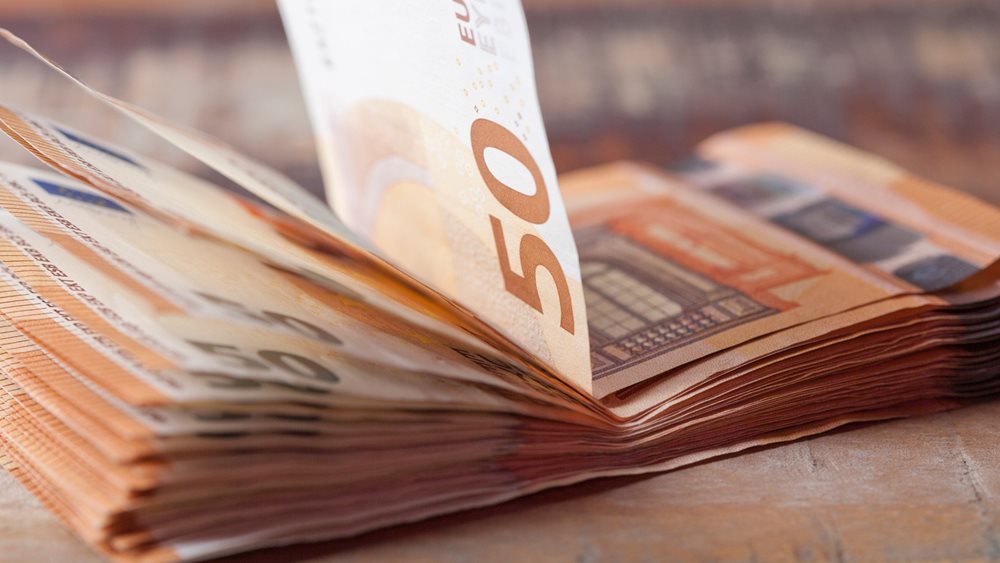 ΕΛΣΤΑΤ: Σε ανοδική τροχιά το εισόδημα των νοικοκυριών, πάνω και οι δαπάνες