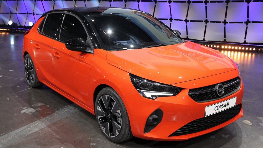 Ο άνθρωπος που ανέλαβε μια παραπαίουσα αυτοκινητοβιομηχανία και "νίκησε" την Mercedes