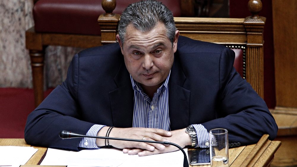 FT: Η υπόθεση Καμμένου θα μπορούσε να αποσταθεροποιήσει την κυβέρνηση