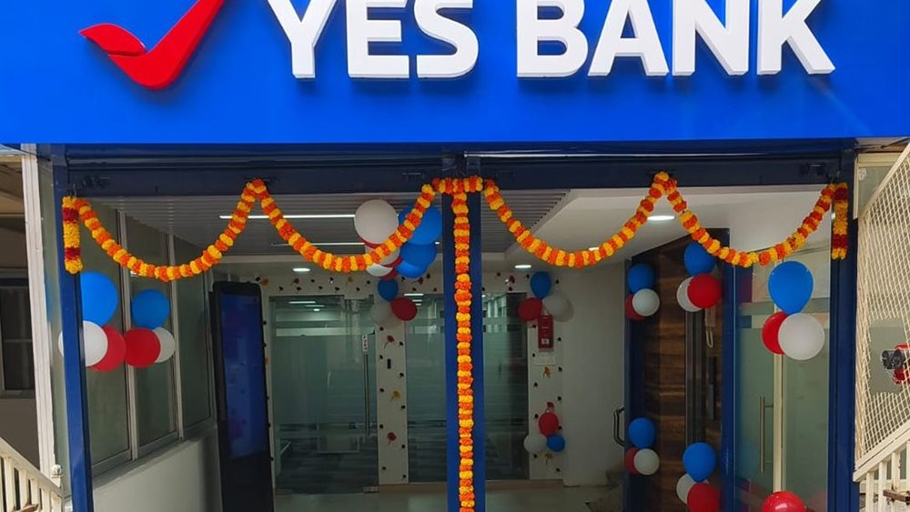 YES Bank: Τα καθαρά κέρδη της αυξήθηκαν κατά 10,3% το πρώτο τρίμηνο και οι τόκοι κατά 8,1%