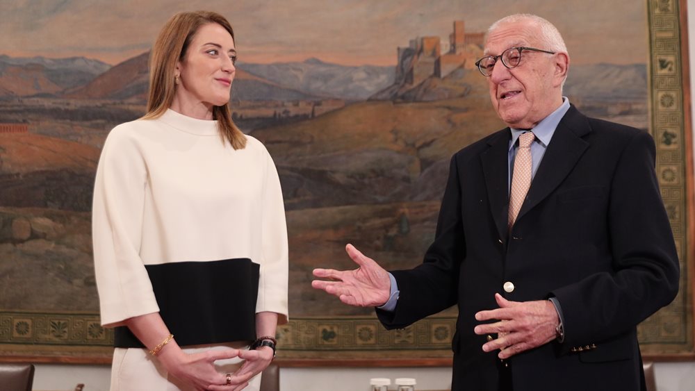 &quot;Όχι&quot; σε περικοπές στους αγρότες – &quot;Όχι&quot; σε διαιρεμένη Κύπρο: Τα μηνύματα Ν. Κακλαμάνη και Ρ. Μετσόλα