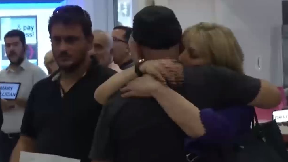 Στην Αθήνα οι 11 Έλληνες και μέλη των οικογενειών τους που απεγκλωβίστηκαν από τη Γάζα