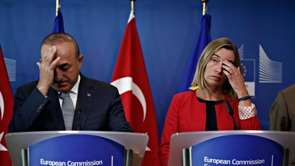 Τι πραγματικά δήλωσε ο Τσαβούσογλου για τη συμφωνία επανεισδοχής