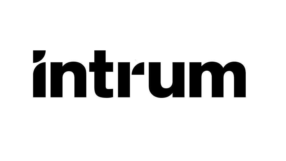 Τι απαντά η Intrum για το πρόστιμο του ΥΠΕΝ