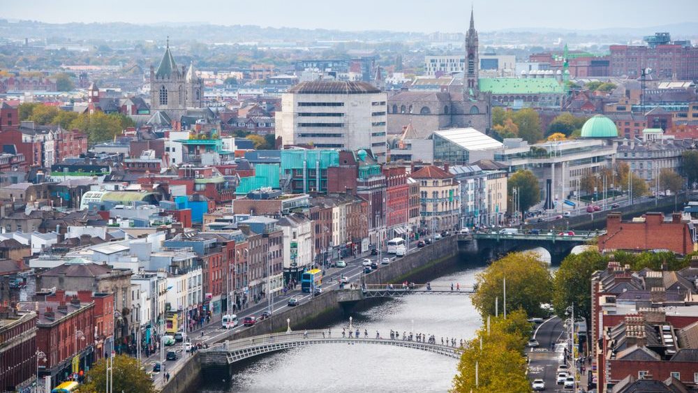 Ποιος απειλεί τον εταιρικό φορολογικό συντελεστή 12,5% της Ιρλανδίας