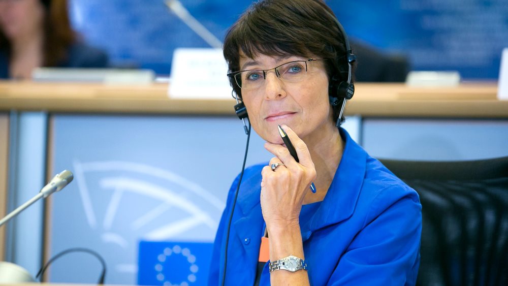 Η Κομισιόν παραπέμπει στο Eurogroup τη δίωξη Γεωργίου