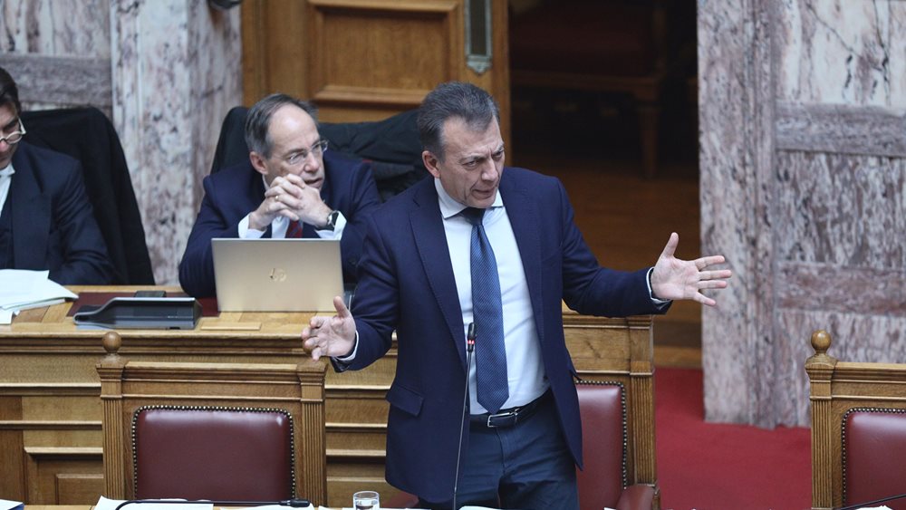 Γ. Βρούτσης: Μόνη επιλογή των ΚΑΕ είναι να δηλώσουν ότι θα διασφαλίσουν την εξέλιξη του πρωταθλήματος