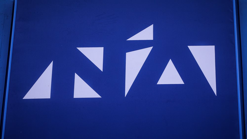 Παρατηρητήριο Fake news ΝΔ: Τα ψέματα Τσίπρα στη Βουλή για το lockdown και τη διαχείριση της πανδημίας
