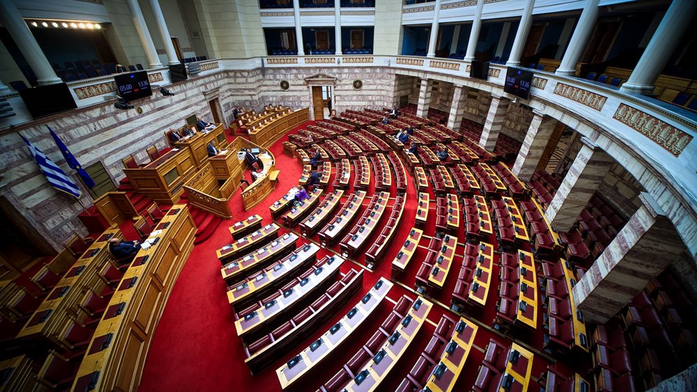 Εκτός από τον ΣΥΡΙΖΑ, στην πρέσα και το ΠΑΣΟΚ για τον γάμο ομόφυλων ζευγαριών