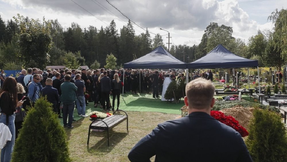 Ρωσία: Ο Γεβγκένι Πριγκόζιν κηδεύτηκε στην Αγία Πετρούπουλη σε κλειστό κύκλο