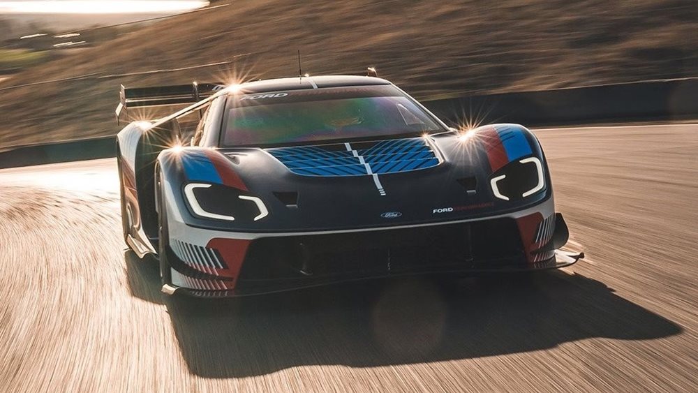 Είναι γεγονός: Η Ford ετοιμάζει νέο supercar και θα το αποκαλύψει σύντομα