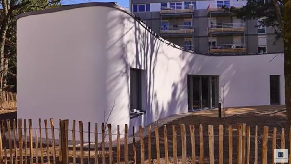 Στη Γαλλία βγήκε η πρώτη κατοικία από ρομποτικό τρισδιάστατο εκτυπωτή