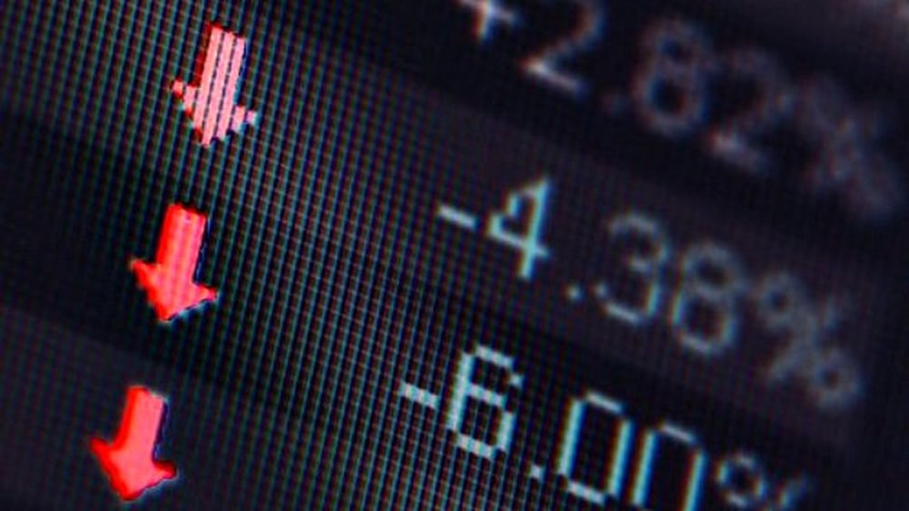 ΧΑ: Σπασμωδικό sell off στη σκιά της διαπραγματευτικής εμπλοκής