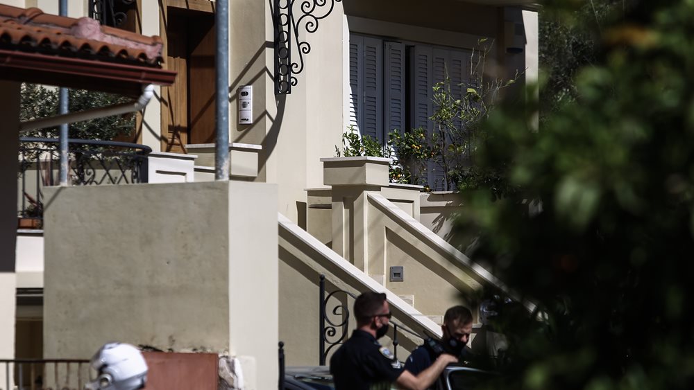 Νεαρή γυναίκα δολοφονήθηκε μέσα στο σπίτι της στα Γλυκά Νερά