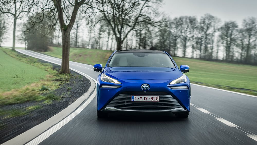 Toyota Mirai: Παγκόσμιο ρεκόρ αυτονομίας με καύσιμο το υδρογόνο