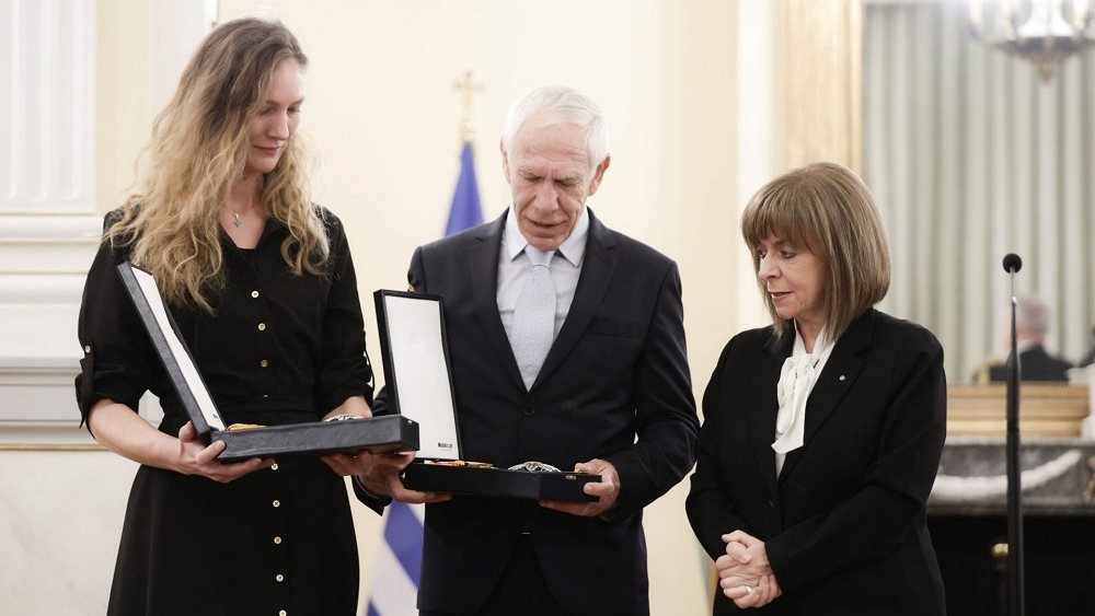 Η ΠτΔ απένειμε τον Μεγαλόσταυρο του Τάγματος του Φοίνικος στους θανόντες της αποστολής ανθρωπιστικής βοήθειας στη Λιβύη
