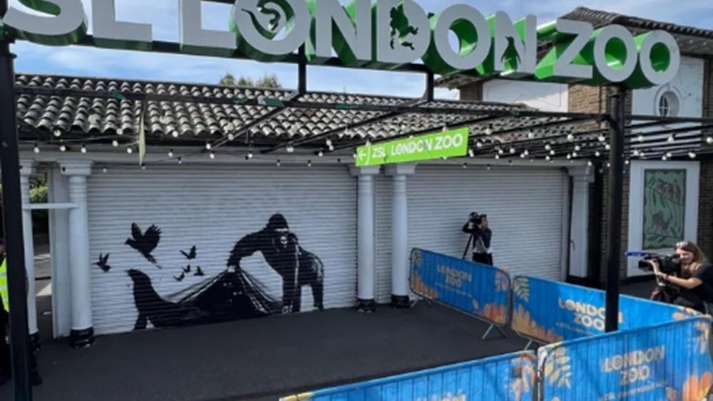 O Μπάνκσι ίσως ολοκλήρωσε τη &quot;σειρά των ζώων&quot; που εμφανίζονταν αιφνιδιαστικά σε τοίχους του Λονδίνου