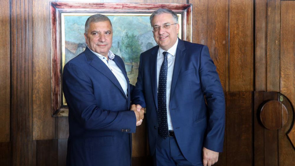 Συνάντηση Θεοδωρικάκου - Πατούλη με στόχο τον συντονισμό των δράσεων για τον κορονοϊό